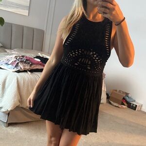 H&M Elegant Lace Black Dress US size 4